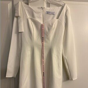 MAC DUGGAL Bow Shoulder Long Sleeve Sweetheart Fitted Little White Dress